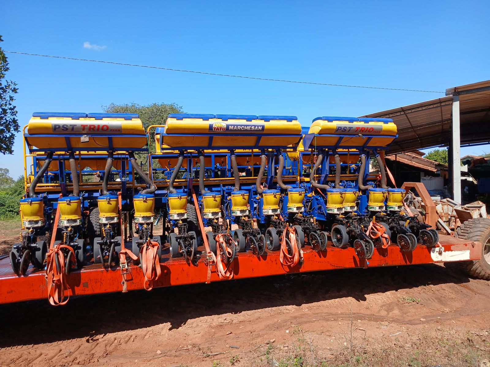 Plantadeira Tatu PST Trio Flex Ano 2018