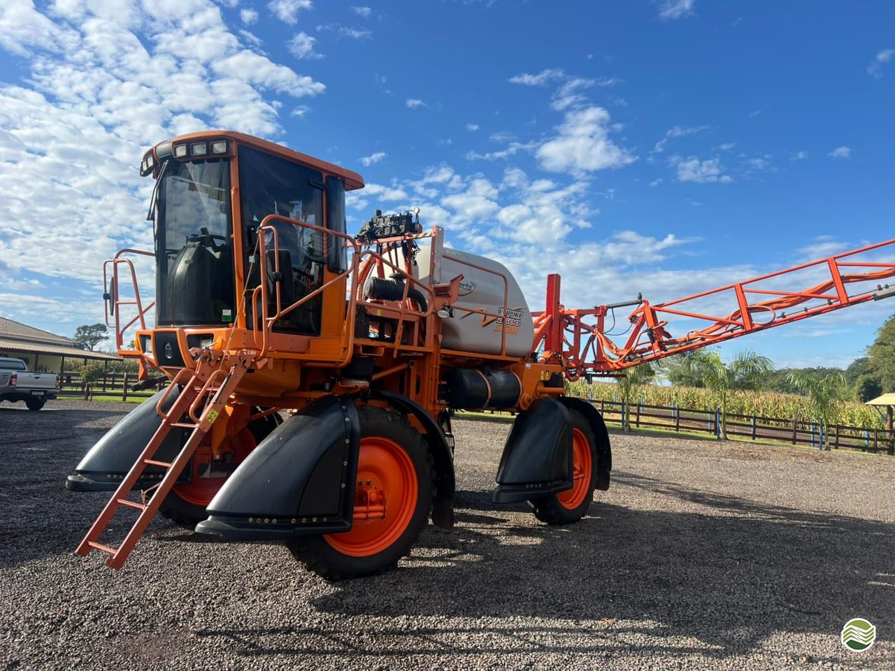 Pulverizador Autopropelido Jacto Uniport Star 2500 – Ano 2009