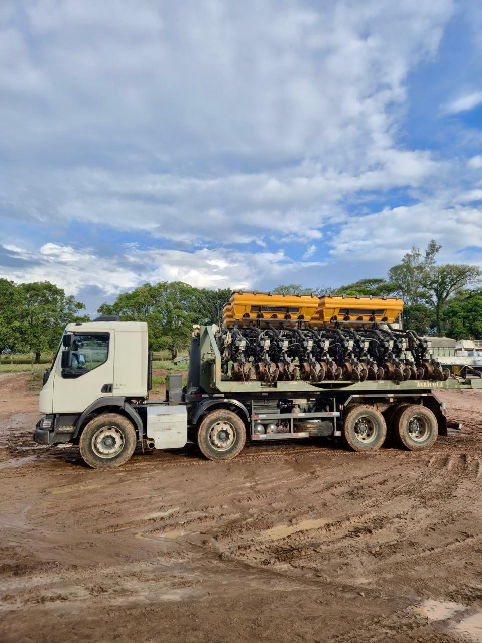 Caminhão Volvo VM330 – Ano 2019