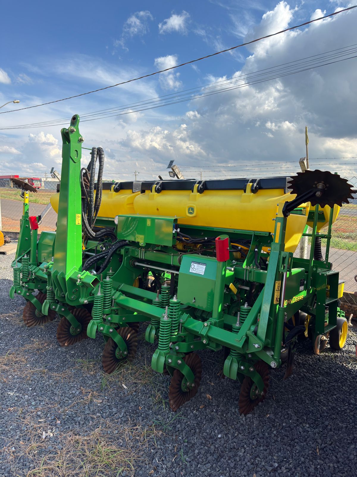 Plantadeira John Deere 1109 – Ano 2024