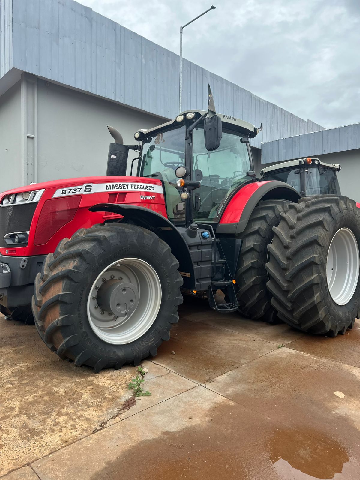 Trator Massey Ferguson MF 8737S – Ano 2021