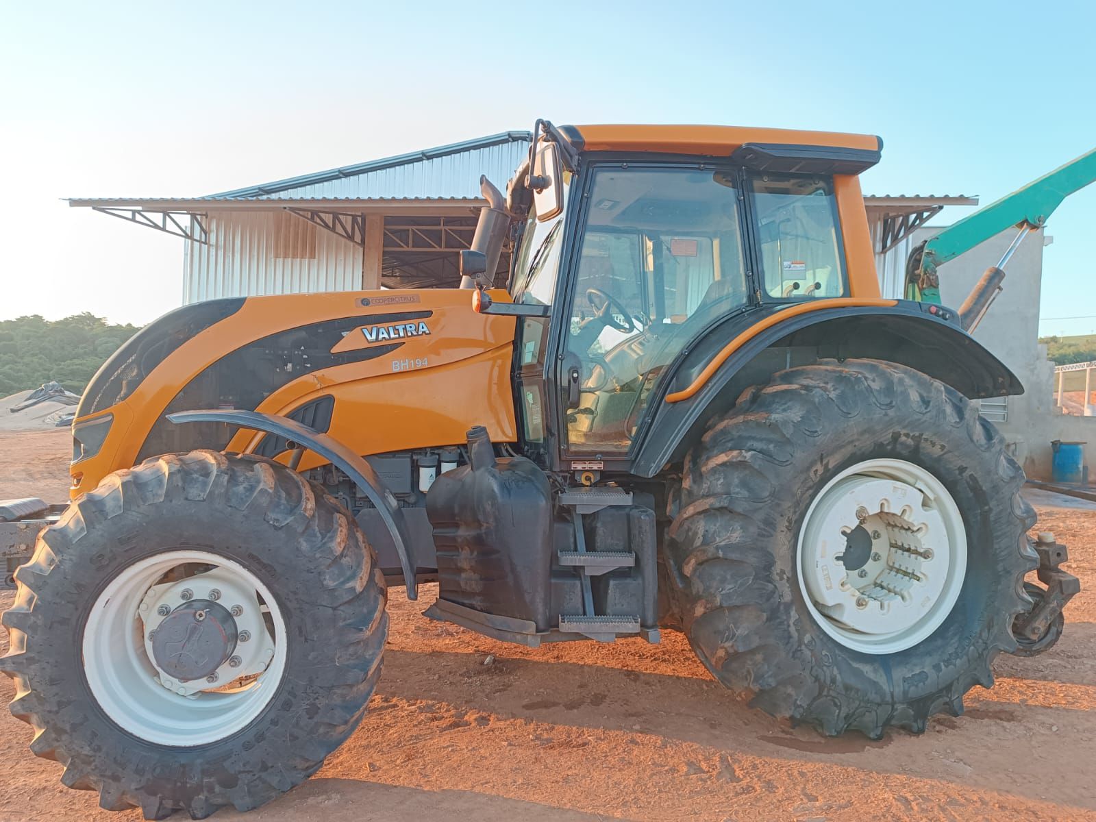 Trator Valtra BH194 – Ano 2019