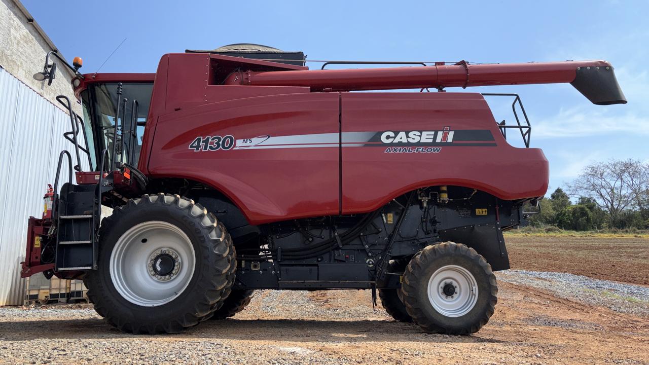 Colheitadeira Case 4130 – Ano 2017