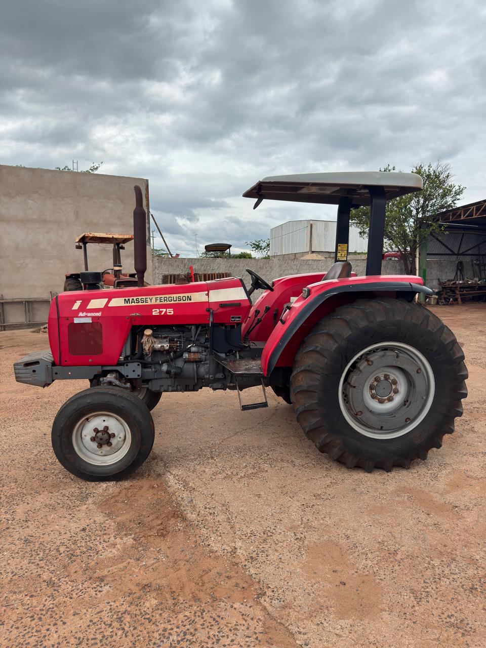 Trator Massey Ferguson 275 Advanced – Ano 2009