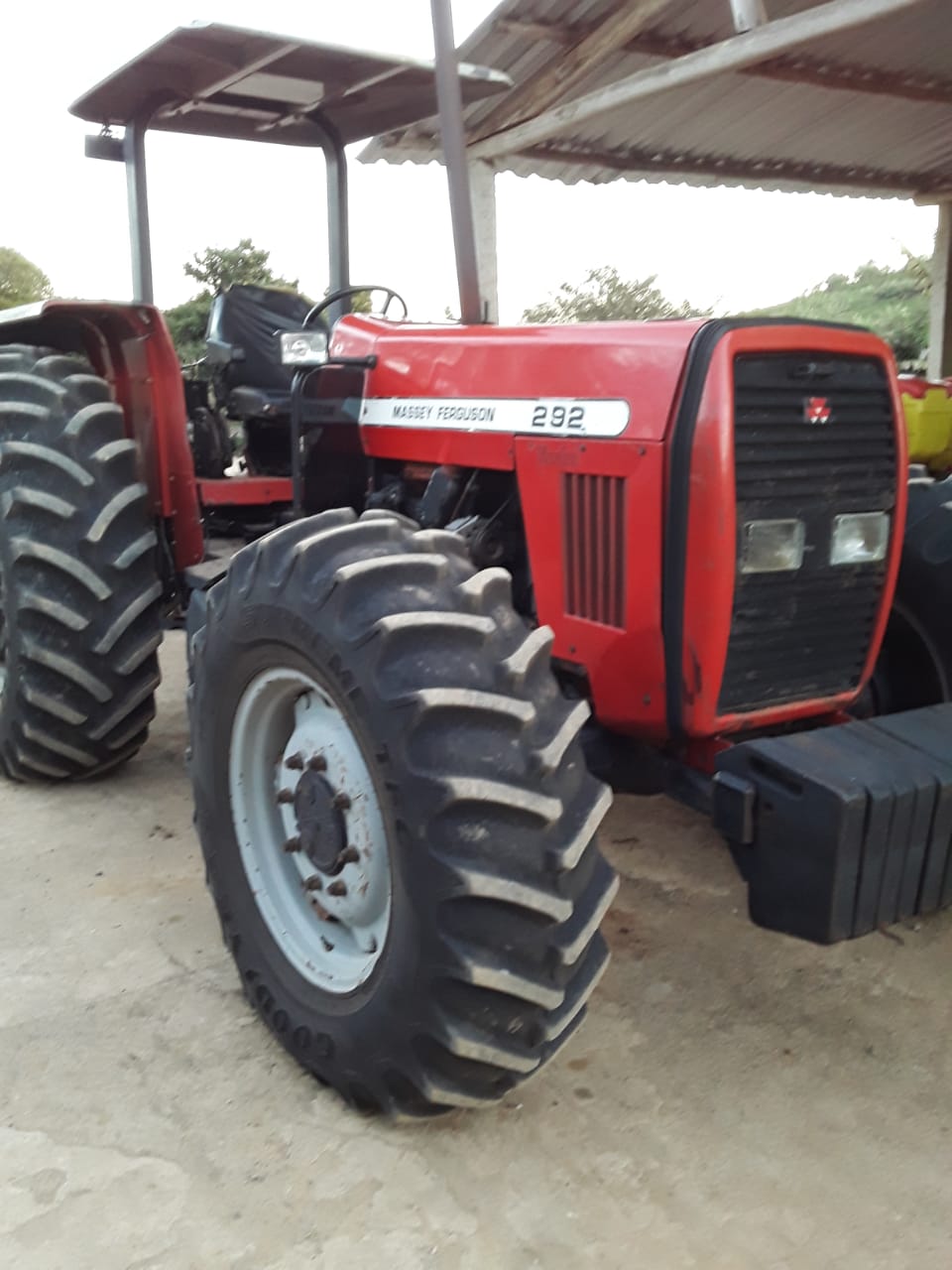 Trator Massey Ferguson 292 – Ano 2003