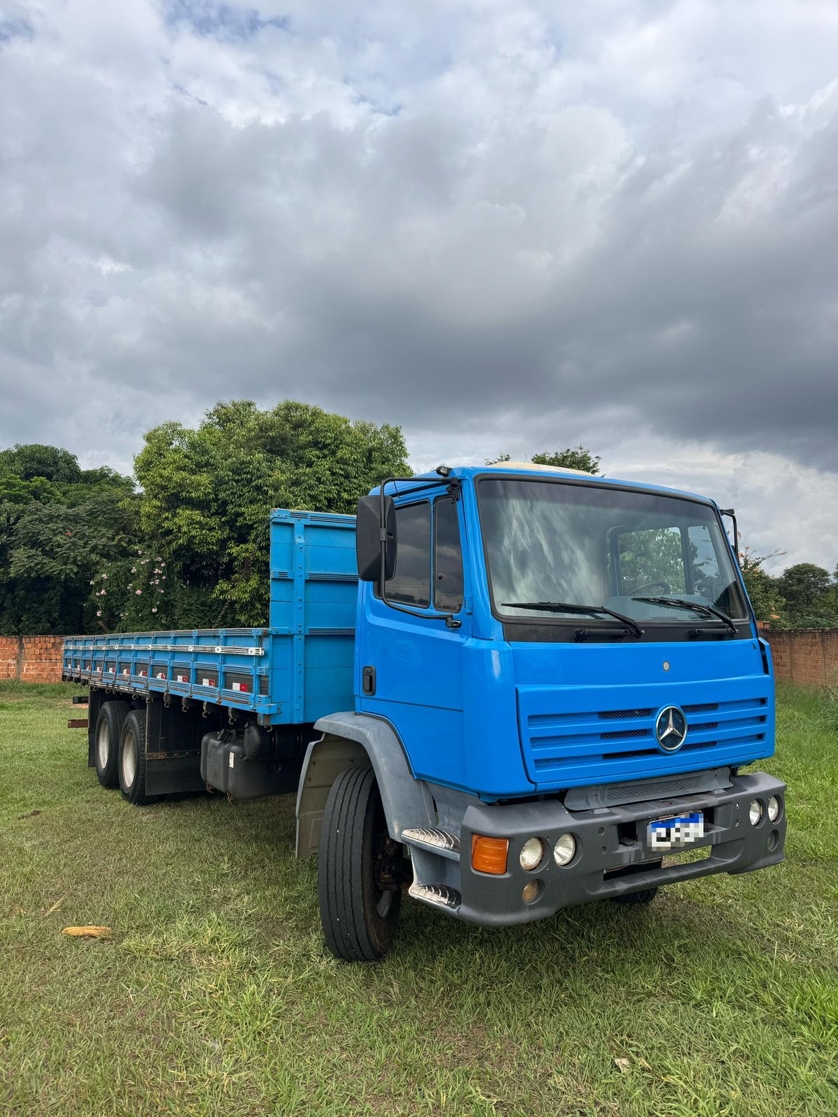 Caminhão Mercedes Benz 1720 – Ano 2002