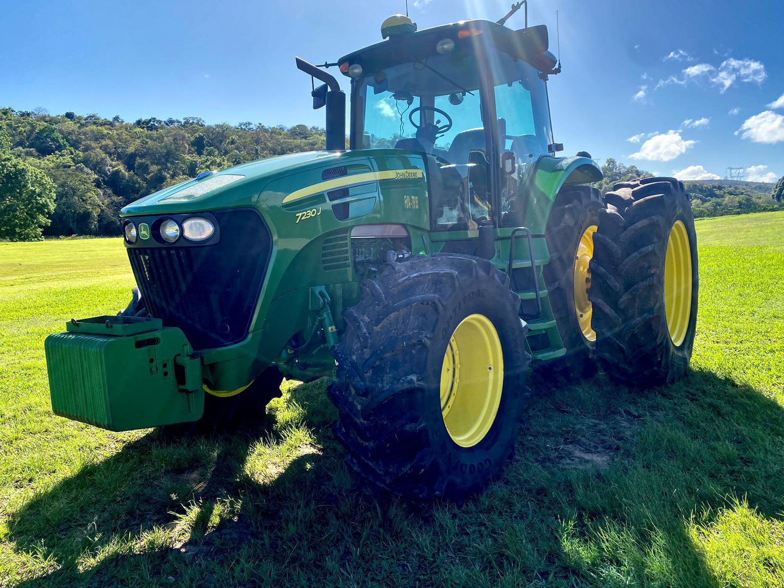 Trator John Deere 7230 J – Ano 2019
