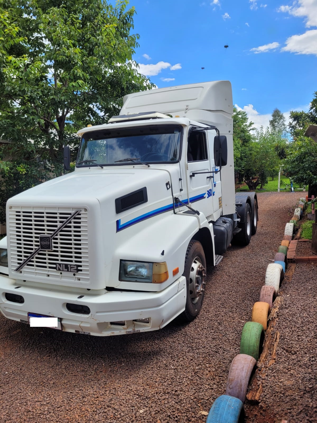Caminhão Volvo NL12 360 – Ano 1995