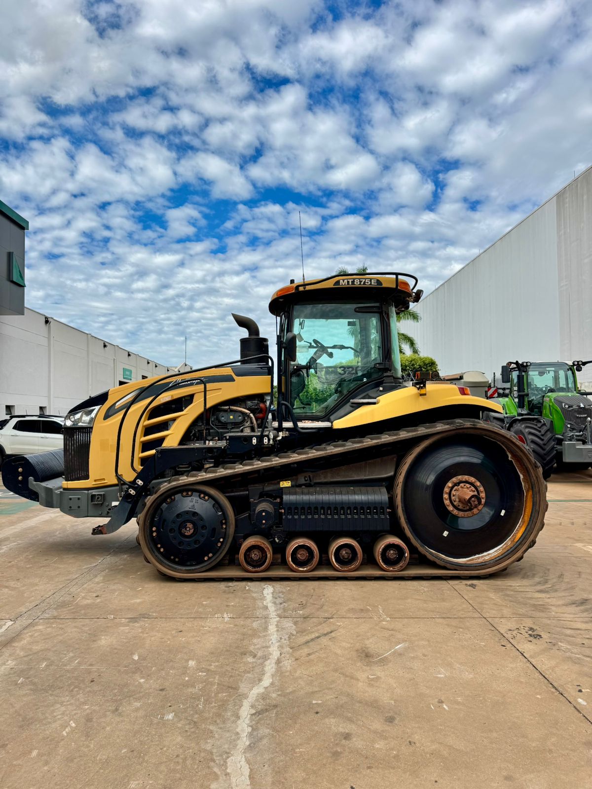 Trator Challenger MT 875E – Ano 2017/18