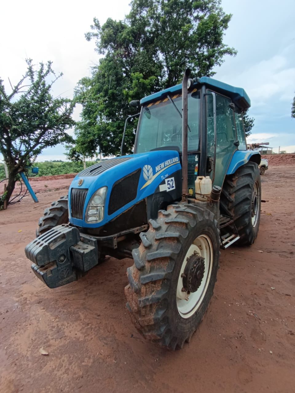Trator New Holland TL 75E – Ano 2016