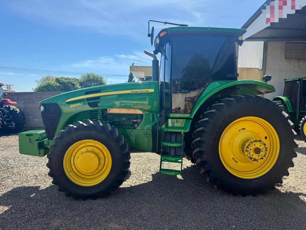 Trator John Deere 7200 J – Ano 2020