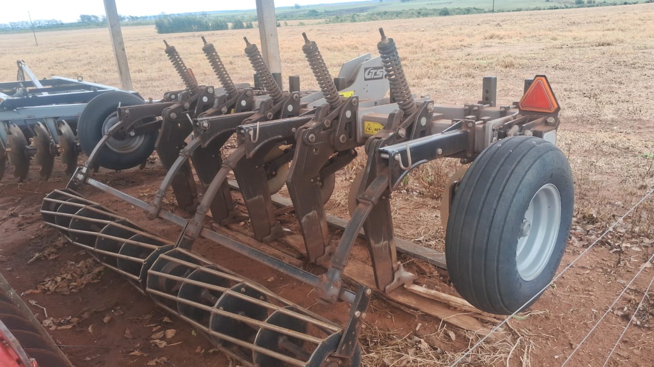 Subsolador GTS Terrus DXS-A – Ano 2024