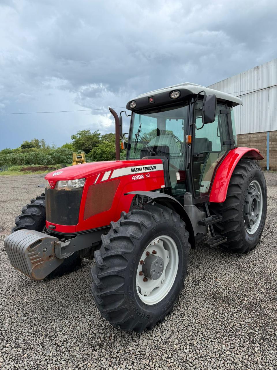 Trator Massey Ferguson 4292HD – Ano 2015
