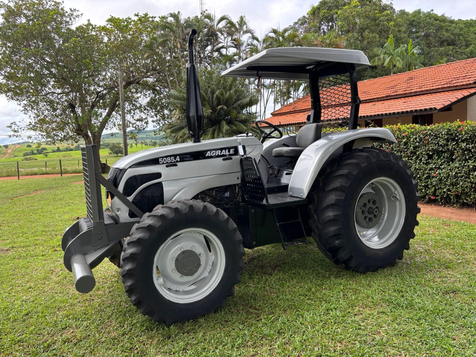 Trator Agrale 5085.4 – Ano 2015