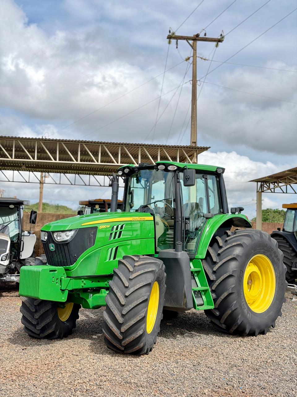 Trator John Deere 6190M – Ano 2022