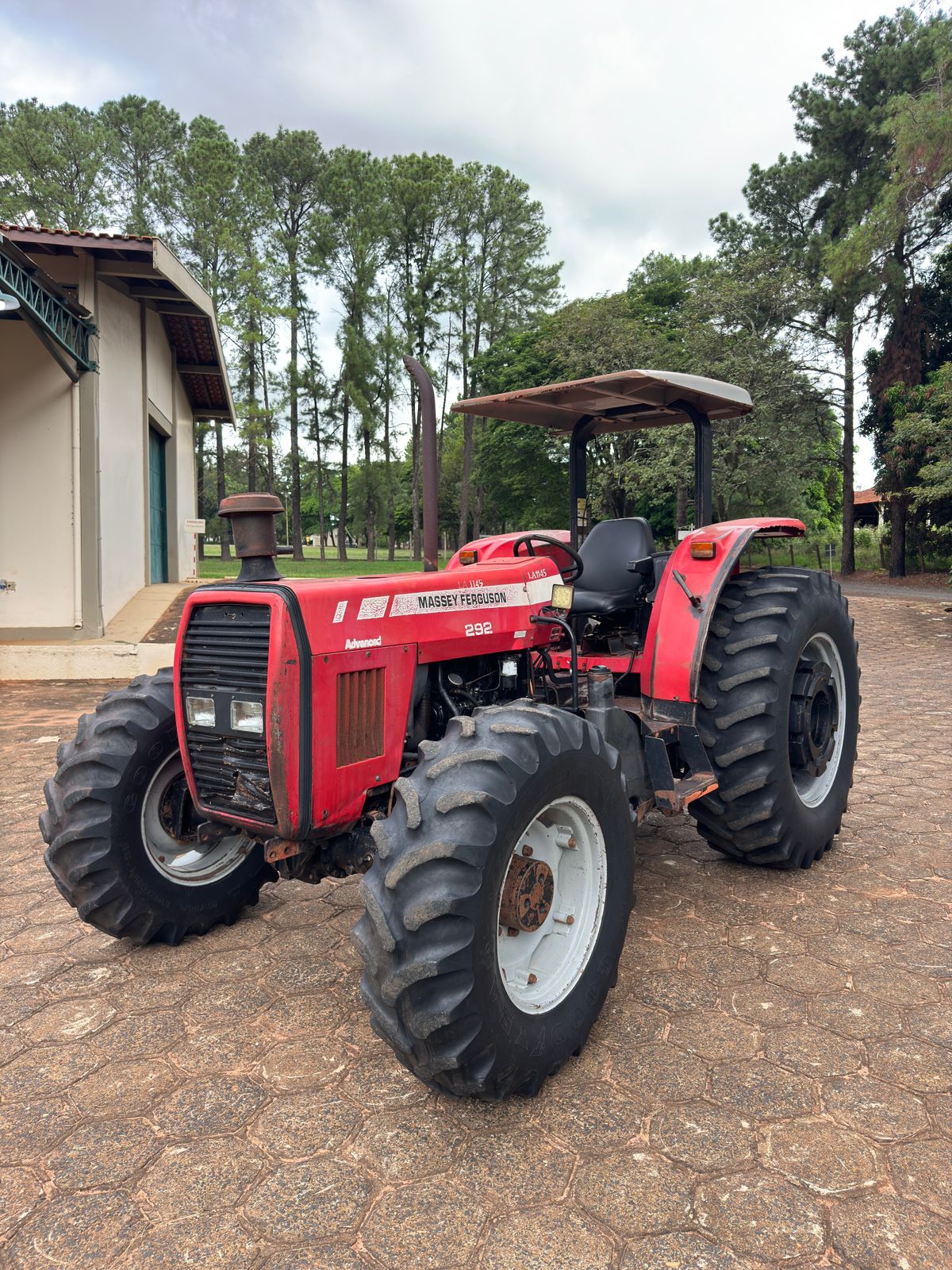 Trator Massey Ferguson MF 292 Advanced – Ano 2007