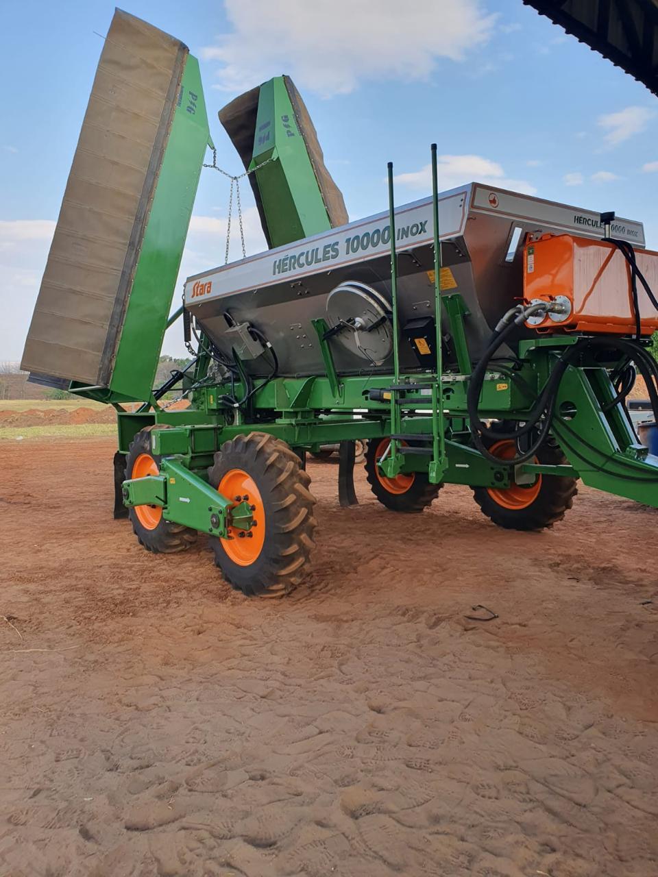 Distribuidor Stara HERCULES 10.000 – Ano 2023