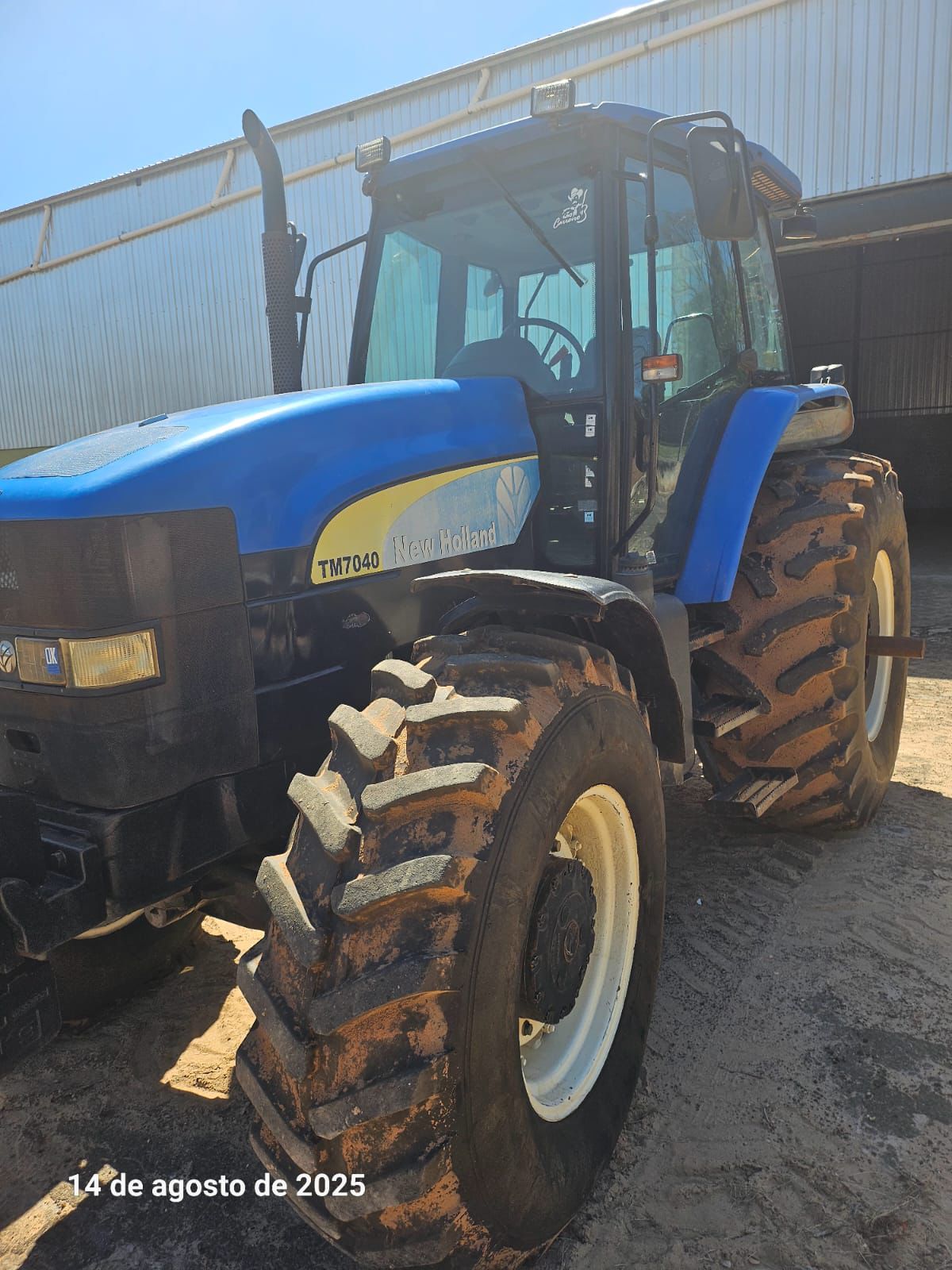 Trator New Holland TM 7040 – Ano 2013