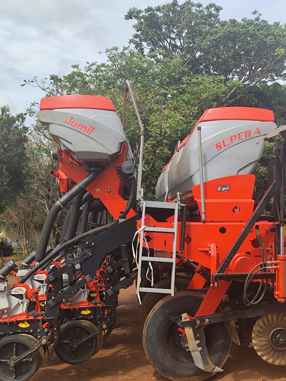 Plantadeira Jumil 3090 PD Exacta – Ano 2023