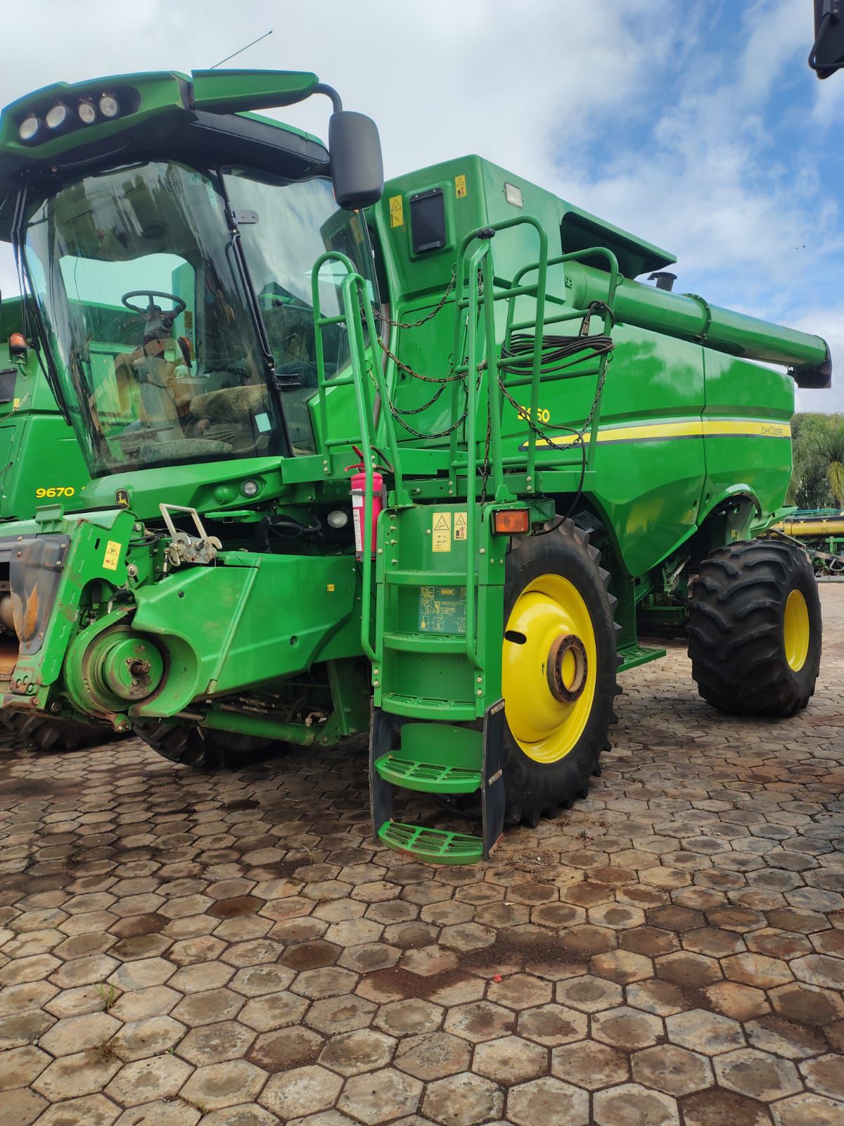 Colheitadeira John Deere S660 – Ano 2019