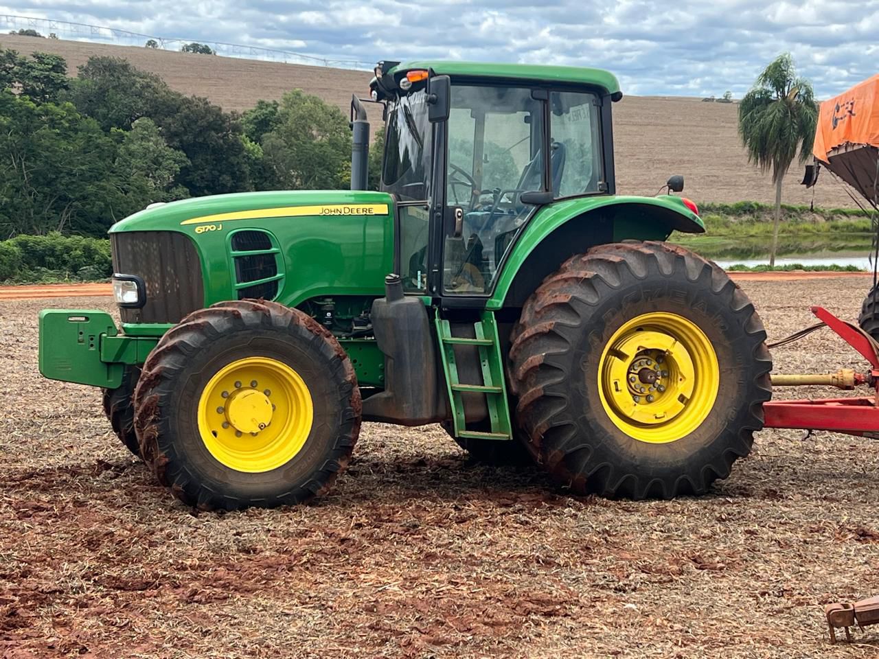 Trator John Deere 6170 J – Ano 2018