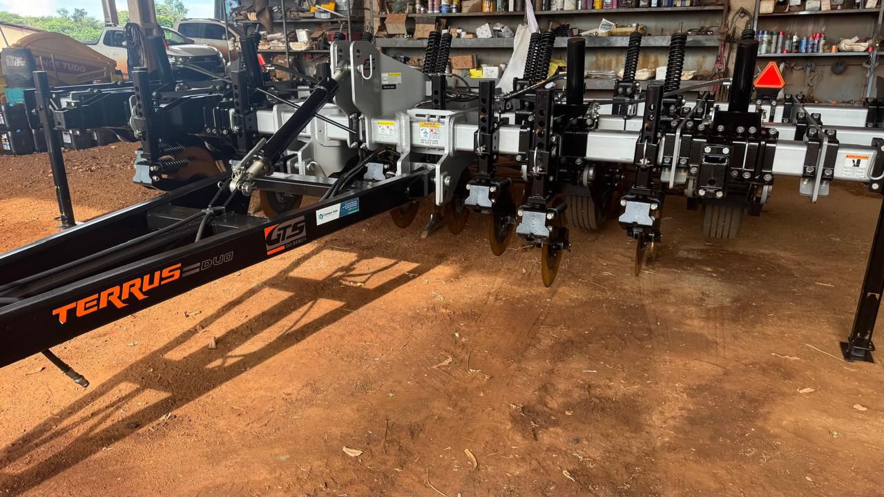 Subsolador Terrus Duo 11H – Ano 2023