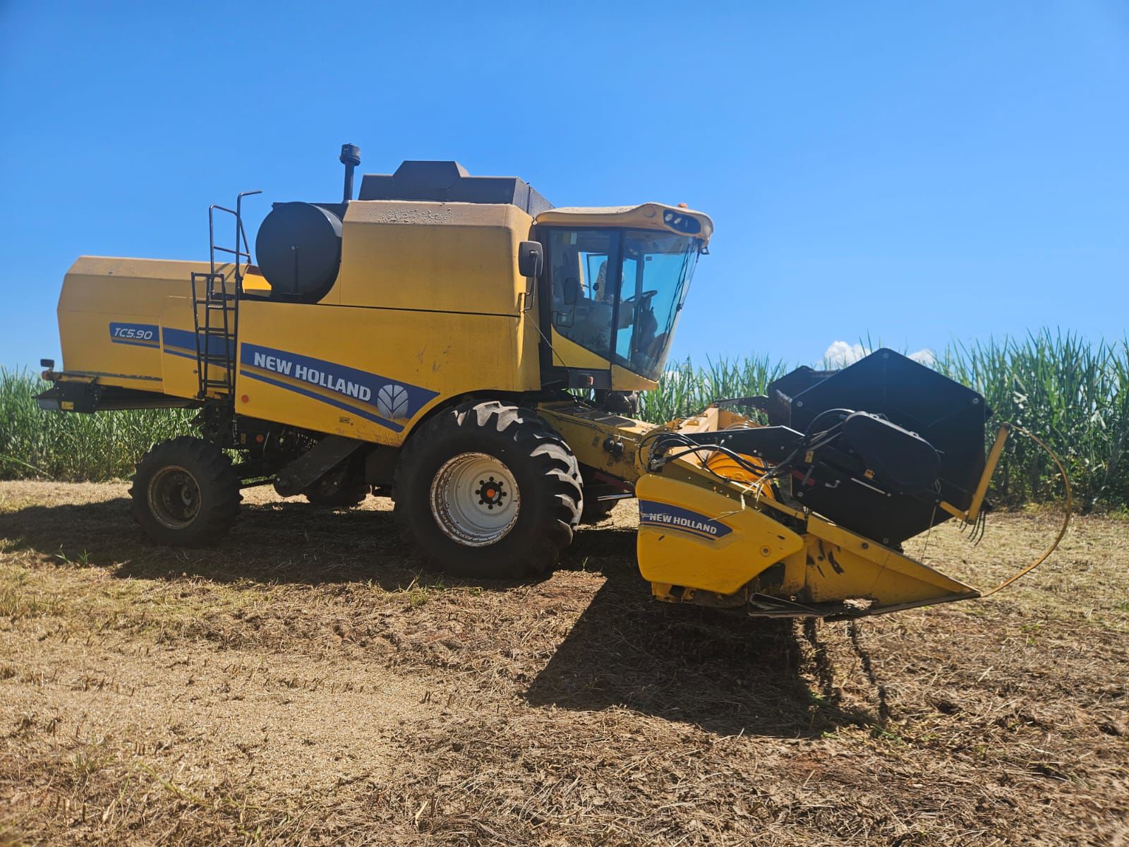 Colheitadeira New Holland TC 5.90 – Ano 2021