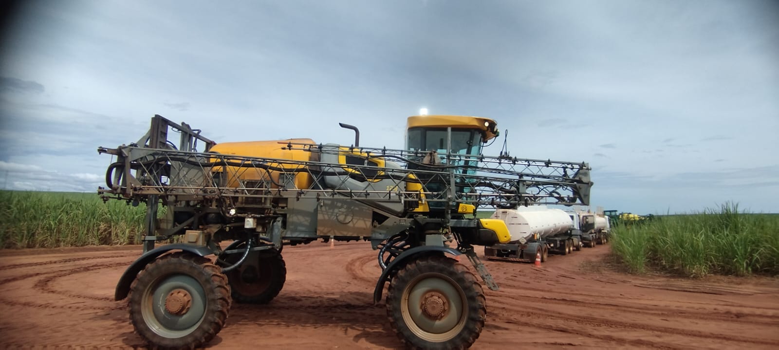 Pulverizador Autopropelido PLA 125 J – Ano 2021