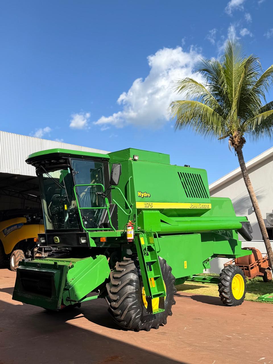 Colheitadeira John Deere 1175 – Ano 2016
