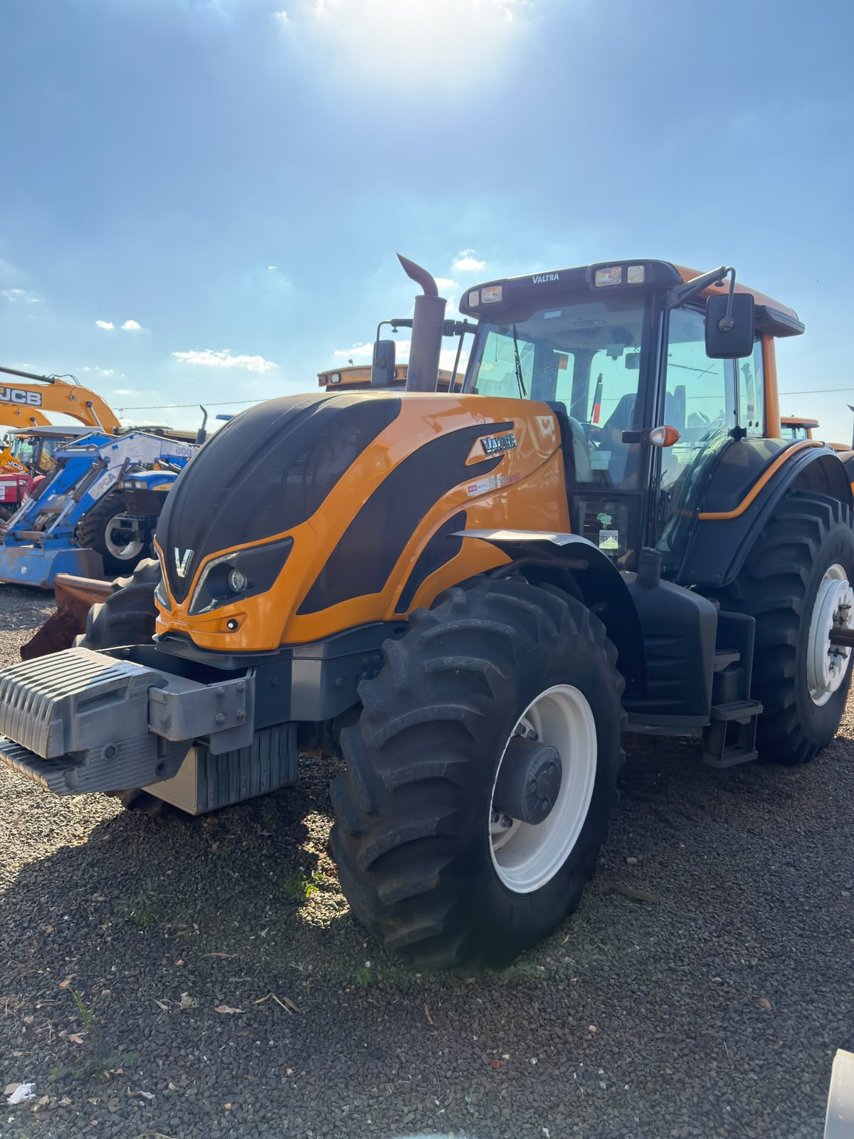 Trator Valtra BH194 – Ano 2019