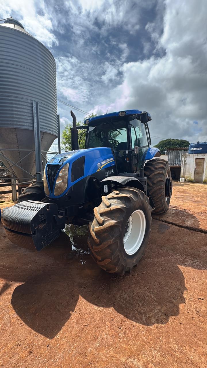 Trator New Holland T7.205 – Ano 2017