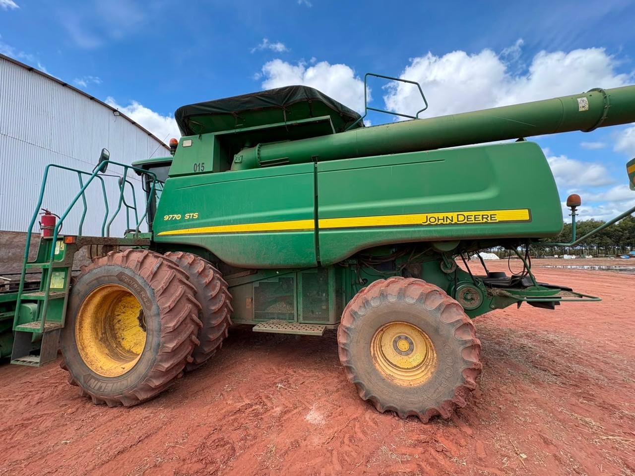 Colheitadeira John Deere 9770 STS – Ano 2012