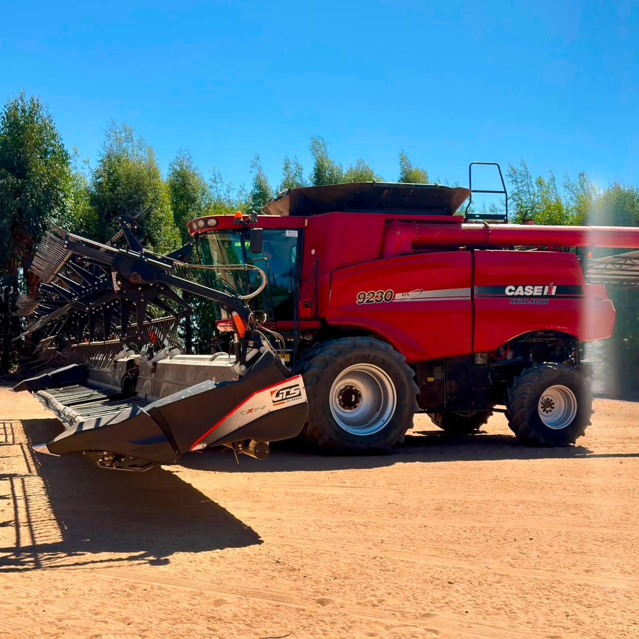 Colheitadeira Case IH 9230 – Ano 2017