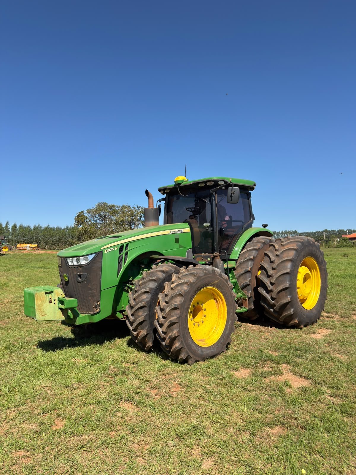 Trator John Deere 8370R – Ano 2021