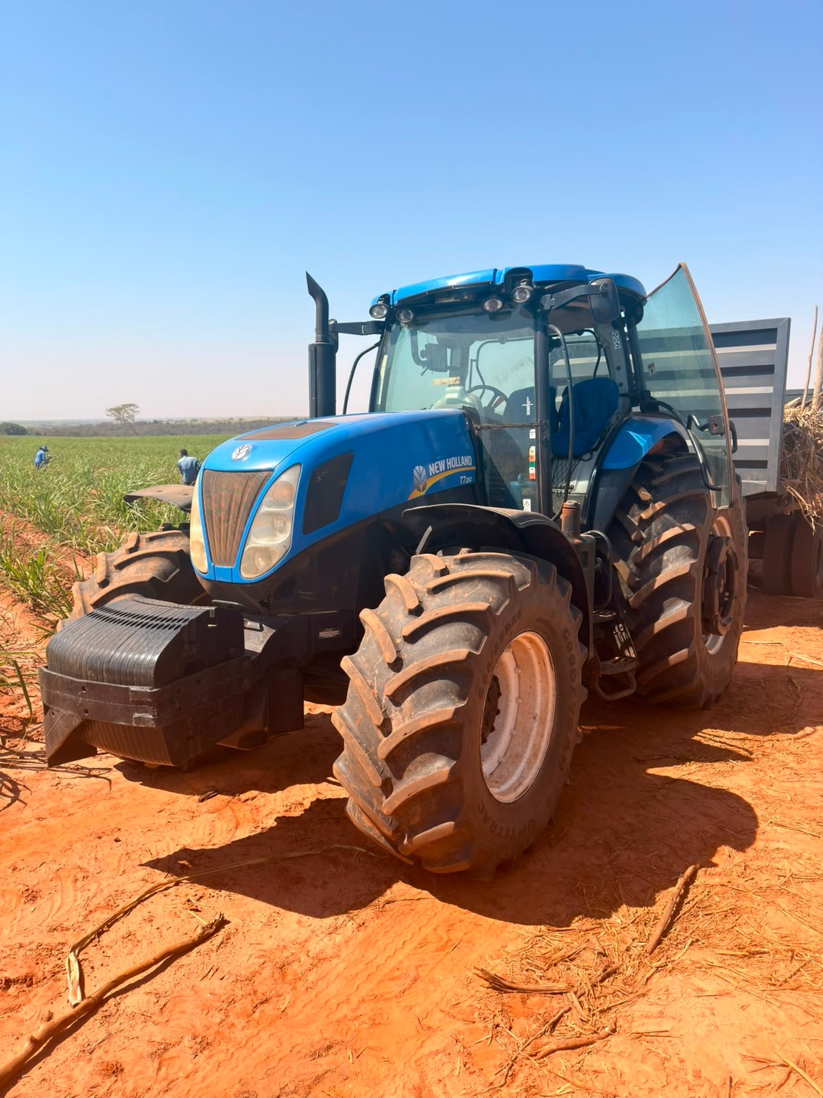 Trator New Holland T7.260 – Ano 2015