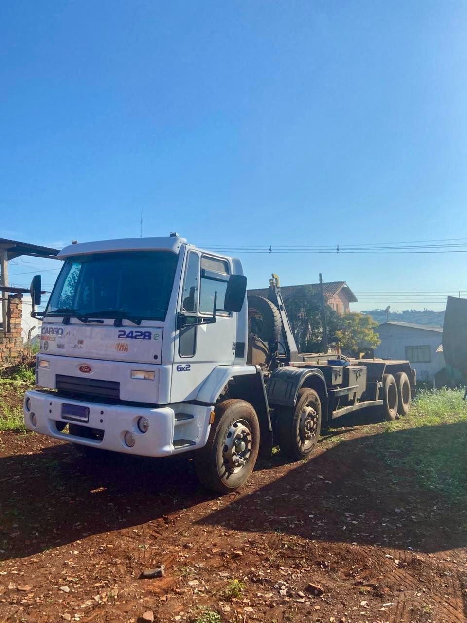 Caminhão Ford CARGO 2428 – Ano 2009