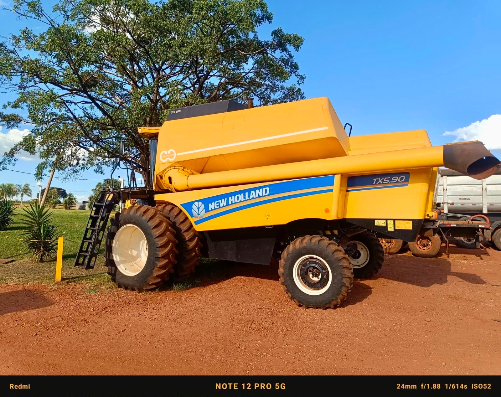 Colheitadeira New Holland TX 5.90 – Ano 2022